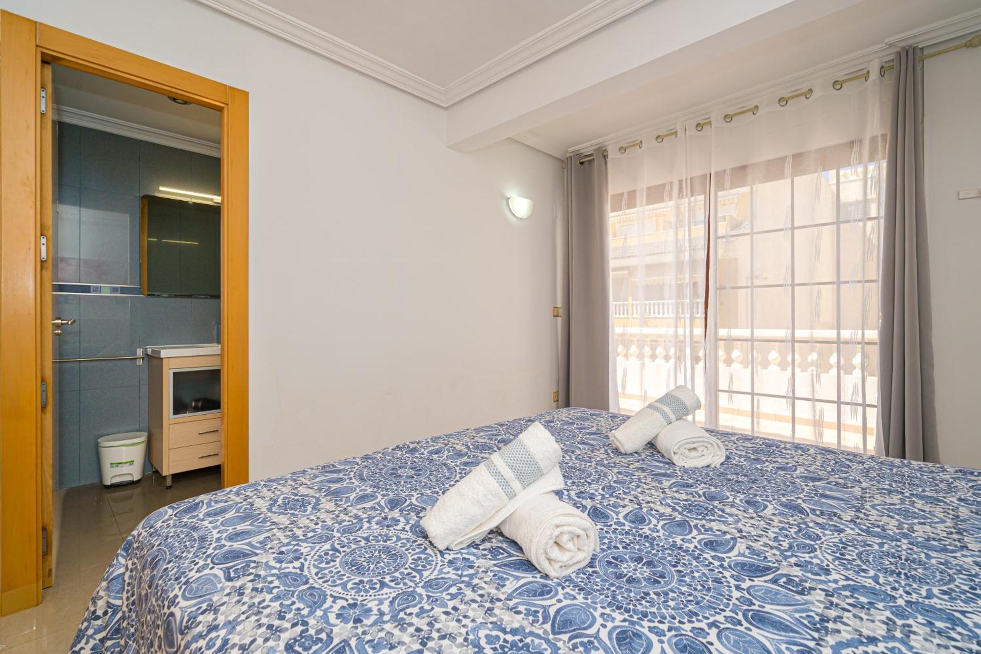 Front Line Apartment Jakarta 2 El Campello Exterior photo